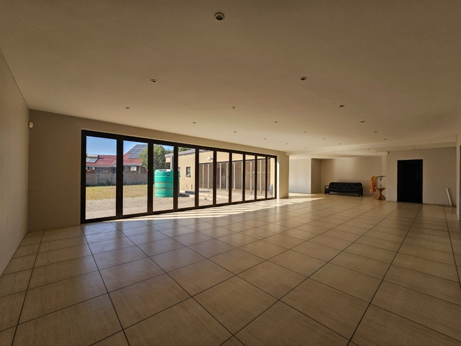 3 Bedroom Property for Sale in Vaalpark Free State